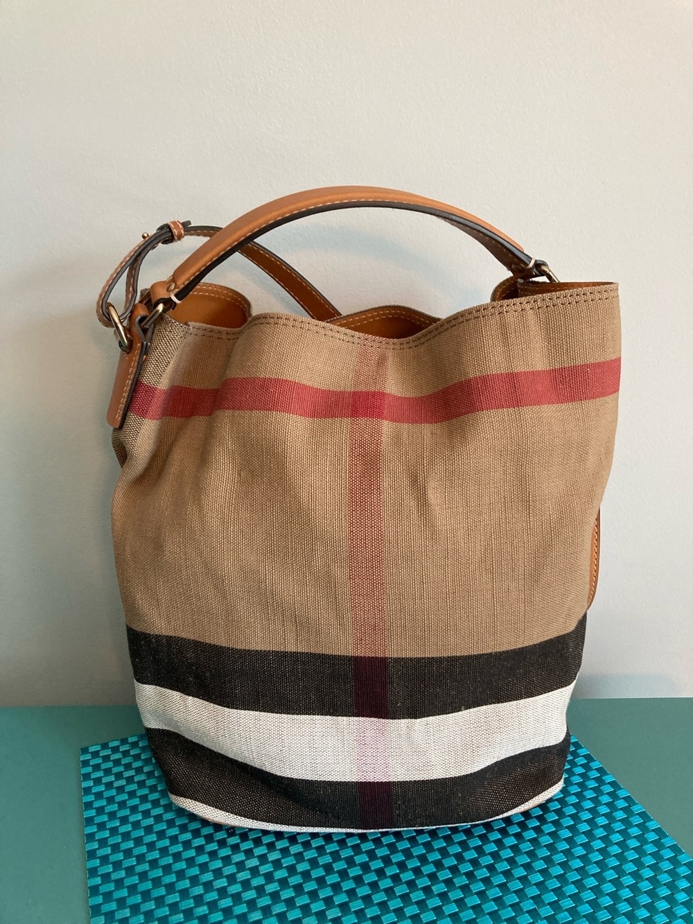 Burberry Canvas Bucket Shoulder Bag with Pochette & Dustbag - Picture 4 of 16